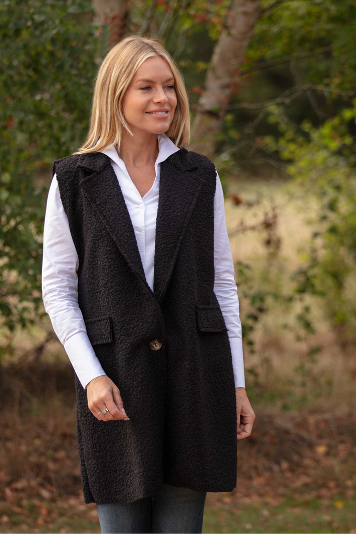 Long Boucle Gilet In Black