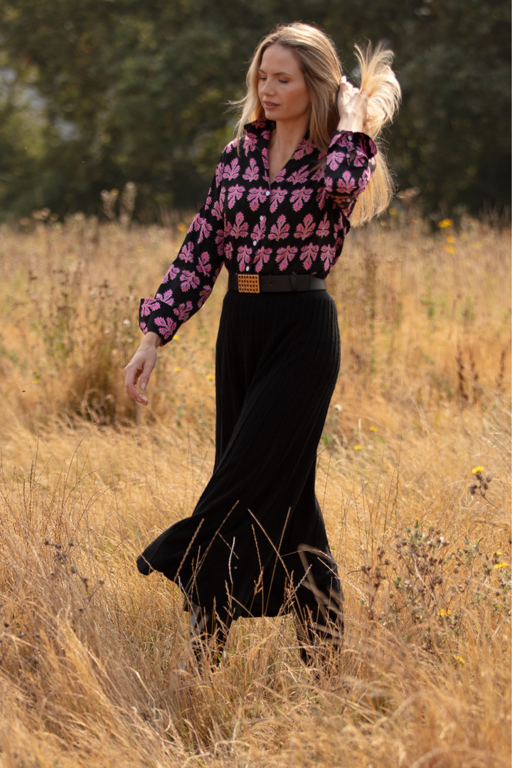 Chelsea Shirt In Black & Pink Thistle