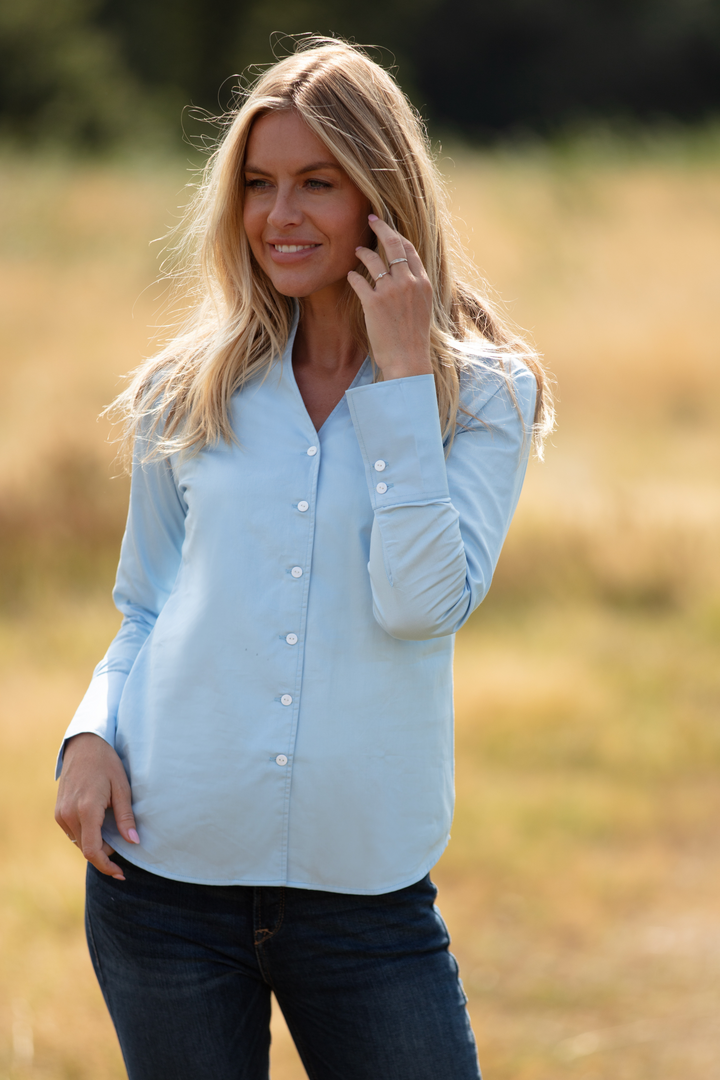 Cotton Chelsea Shirt In Ice Blue