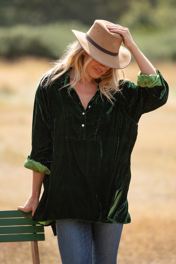 Ava Oversized Silk Velvet Shirt In Forest Green