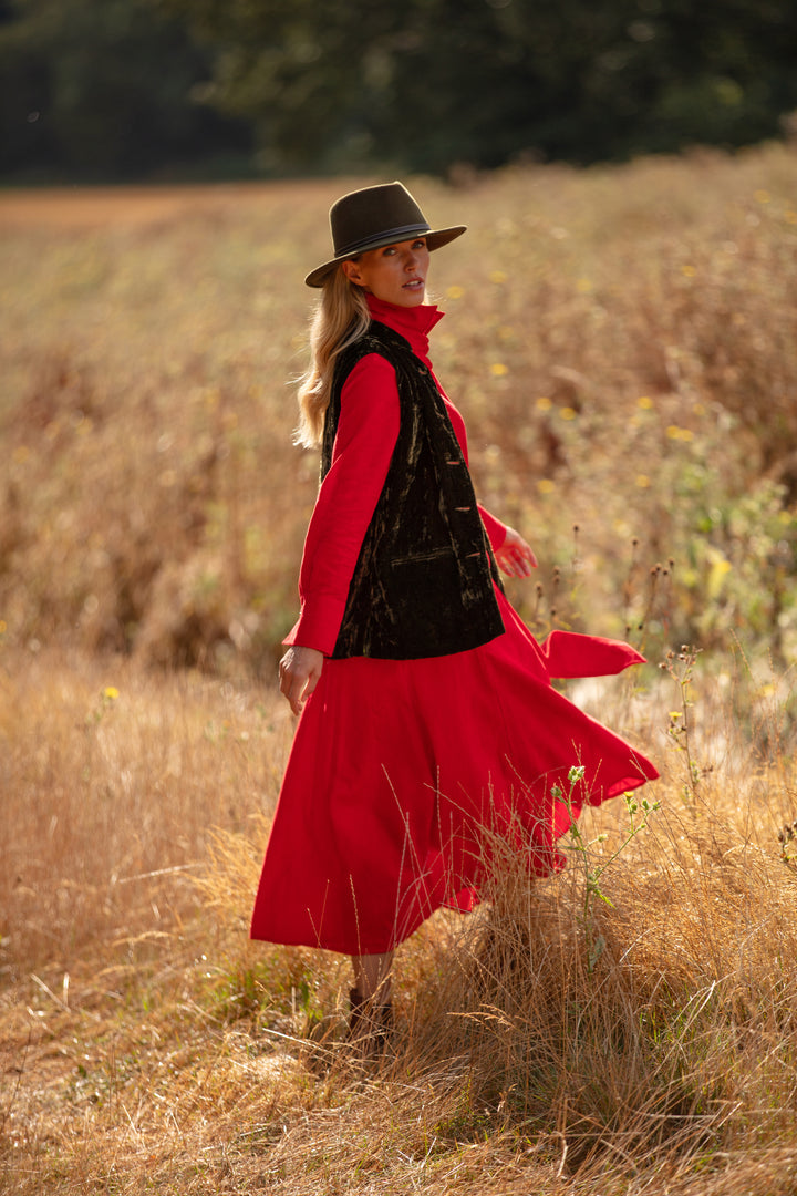 Mia Corduroy Dress In Pillarbox Red