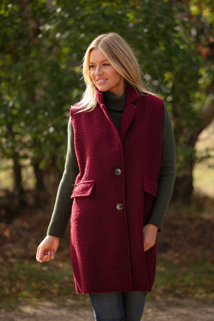 Long Boucle Gilet In Burgundy